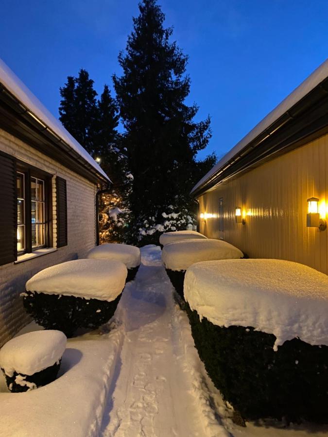 Anitas B&B Stockholm/Vaellingby Dış mekan fotoğraf